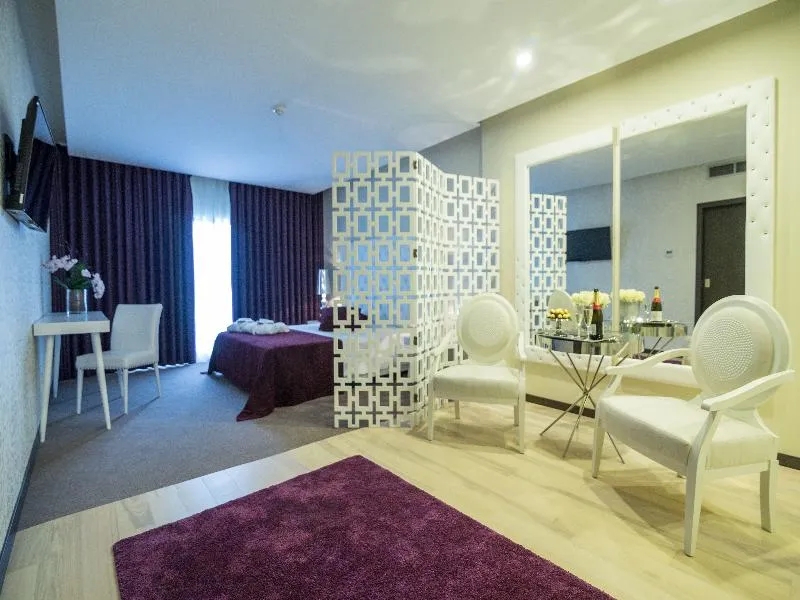 Room, Ilhavo Plaza, Porto