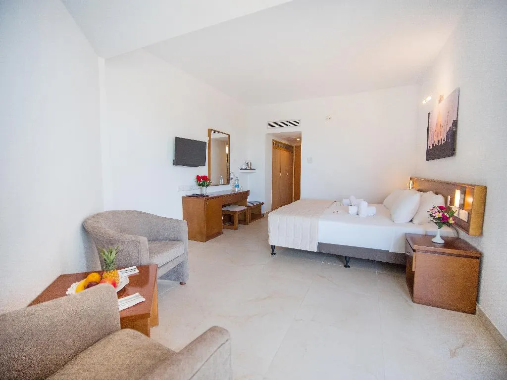 SINGLE SIDE SEA VIEW Room, Avlida, Cyprus