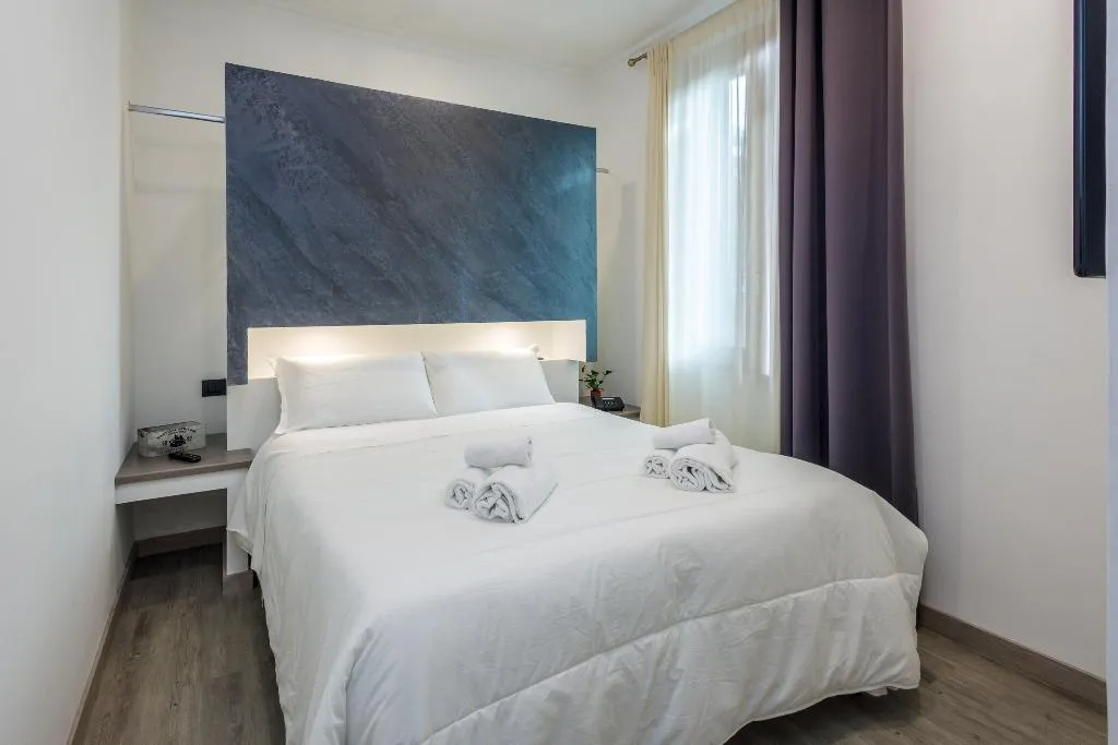 TRIPLE ECONOMY Room, Crossroad Hotel, Rome