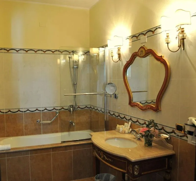 DOUBLE CLASSIC Room, Grand Hotel President, Olbia