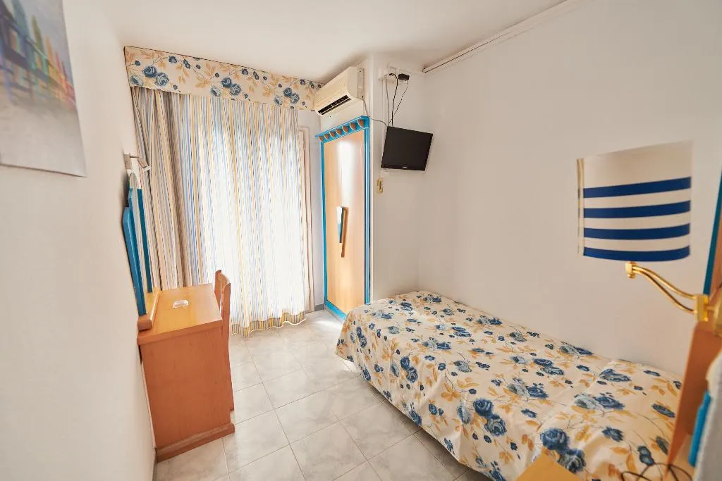 SINGLE SEA VIEW Room, Checkin Blanes, Costa Brava