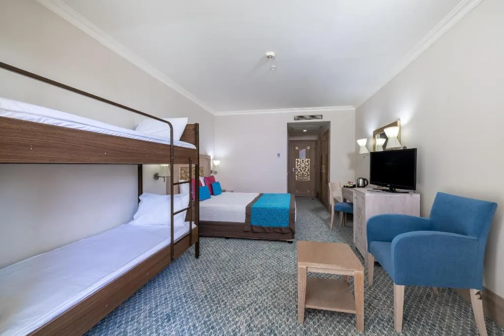 Room, Crystal Family Comfort Collection, Antalya