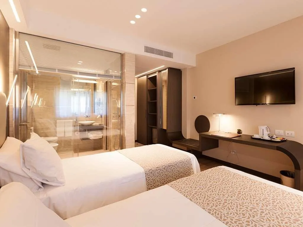 Room, Smart Hotel King, Milan