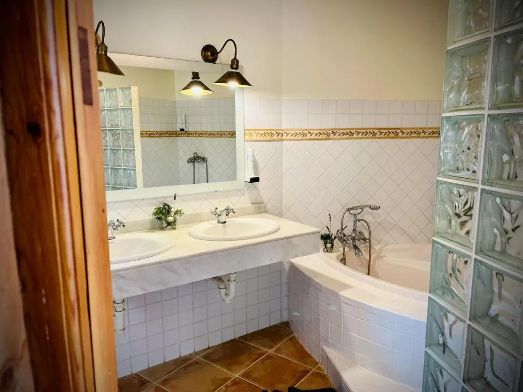 TRIPLE STANDARD Room, Nou Dalt Muntanya, Majorca