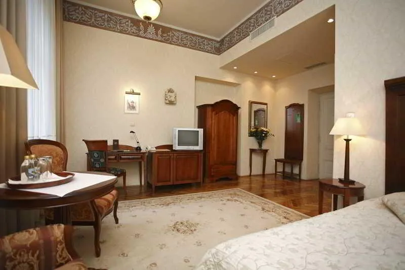 Lobby, Ostoya Palace, Krakow