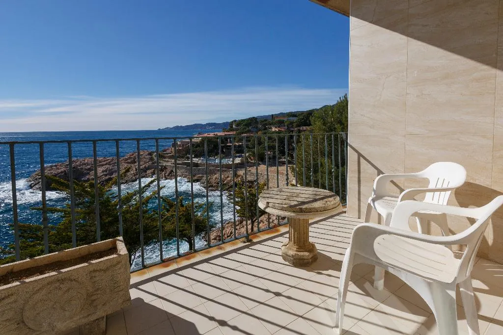 Double or Twin SUPERIOR Room, Eden Roc Mediterranean Hotel & Spa, Costa Brava