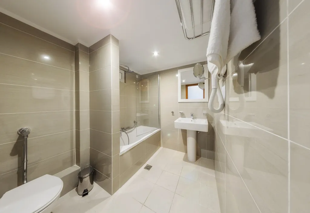 Double or Twin STANDARD Room, Karras Hotel, Zante