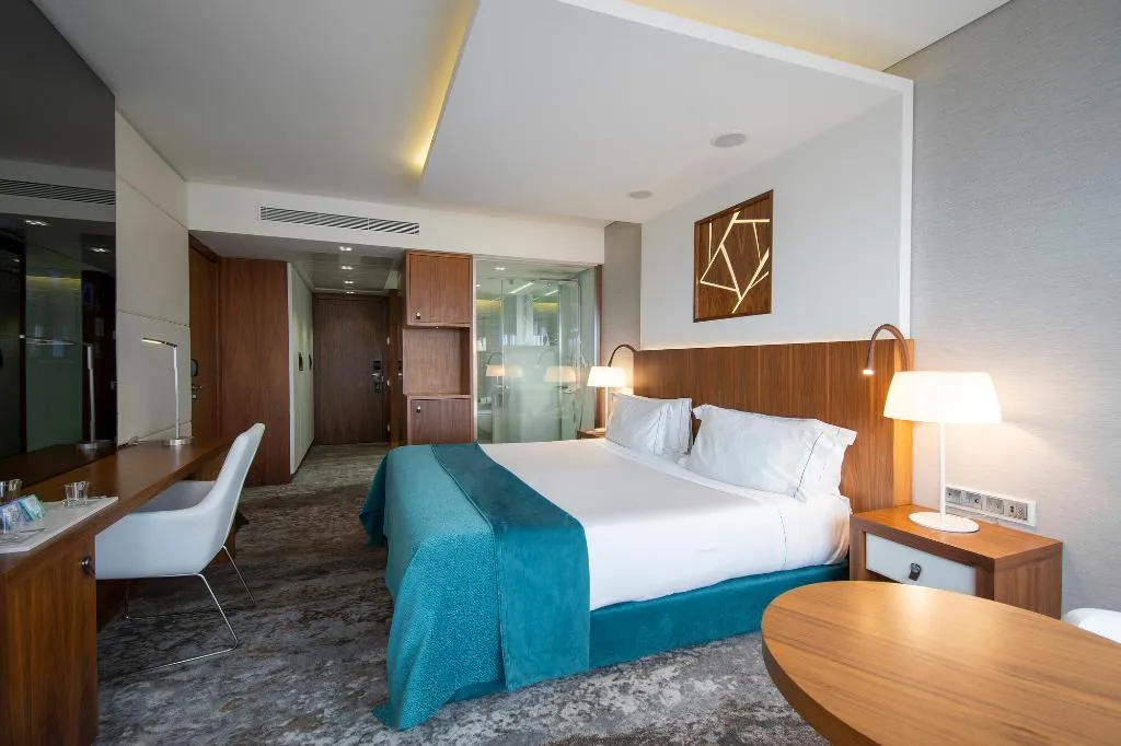 TWIN DELUXE Room, Epic SANA Lisboa, Lisbon