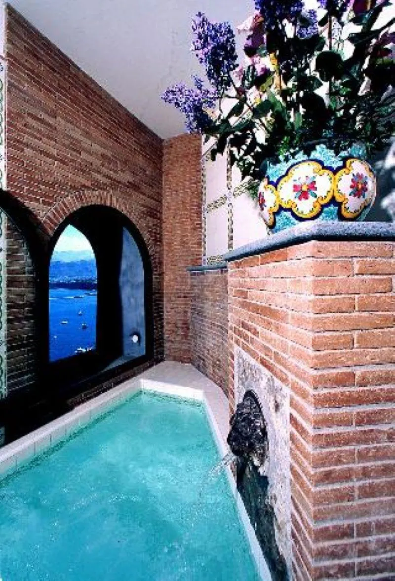 SUITE SEA VIEW Room, La Tonnarella, Naples