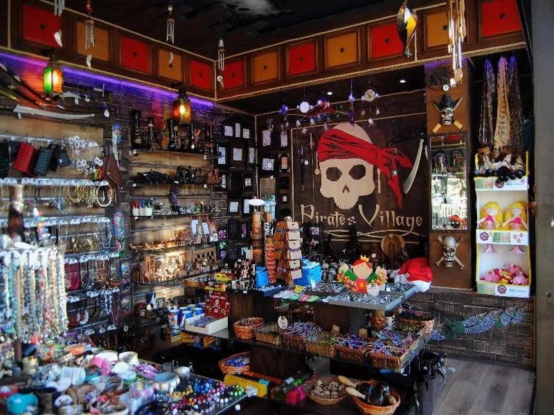 Sports and Entertainment, Pirates Village, Majorca