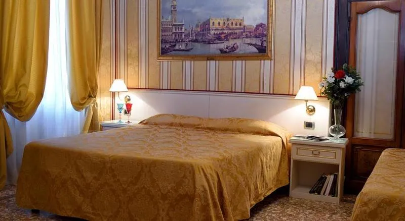 Double or Twin CLASSIC Room, Corte dei Greci, Venice