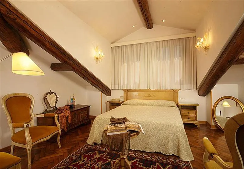 Room, Hotel Bisanzio, Venice