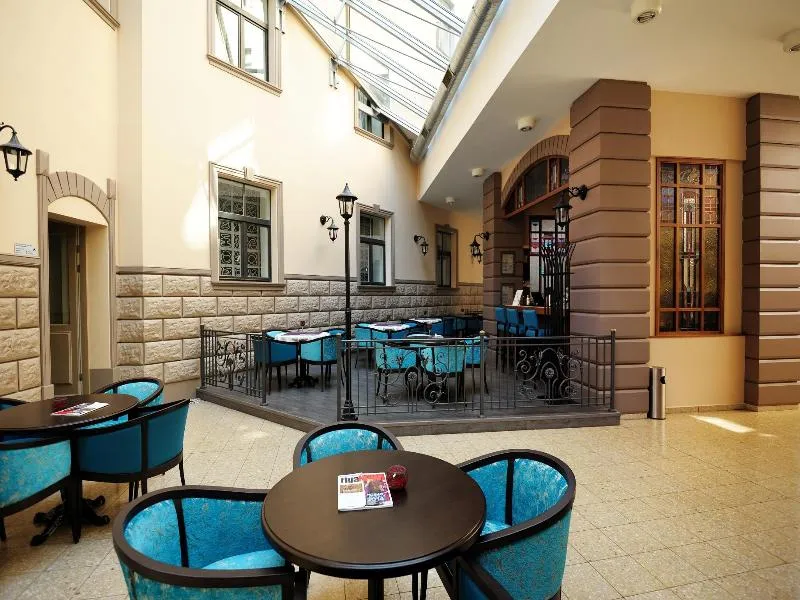 Bar, City Hotel Teater, Riga