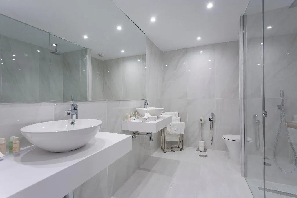 APARTMENT THREE BEDROOMS Room, B51 Executive Flats, Costa Del Sol