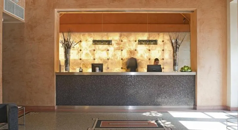 Lobby, Eurostars Thalia, Prague