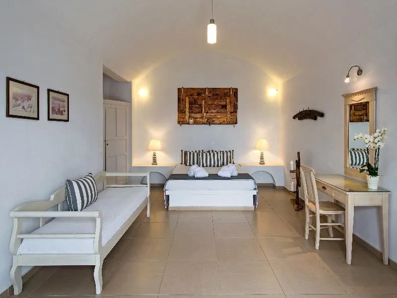 Room, Apanemo Hotel, Santorini