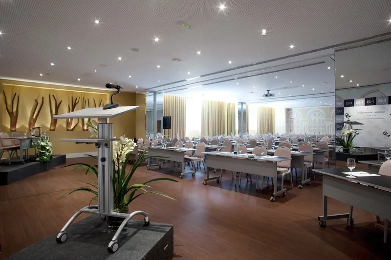 Conferences, Nuevo Boston, Madrid
