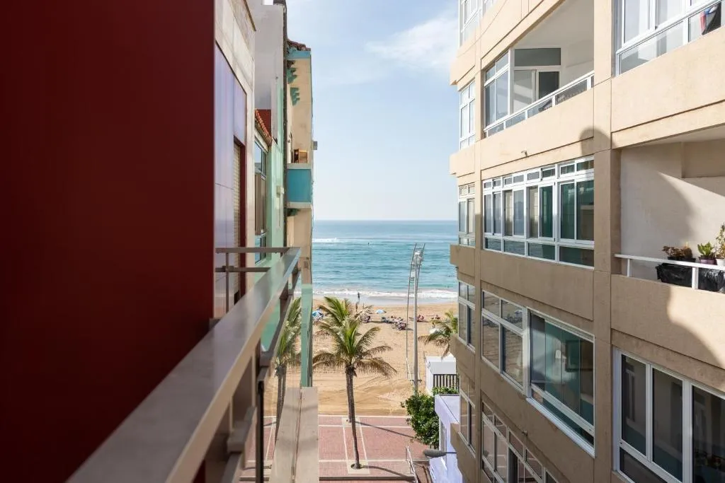 Beach, Silken Atlantis Playa - Holiday Homes, Gran Canaria