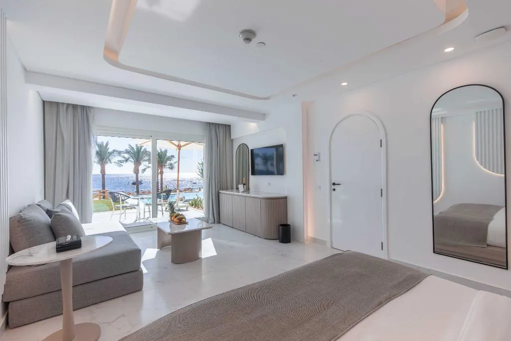 SUITE Presidential Room, White Hills Resort, Red Sea Riviera