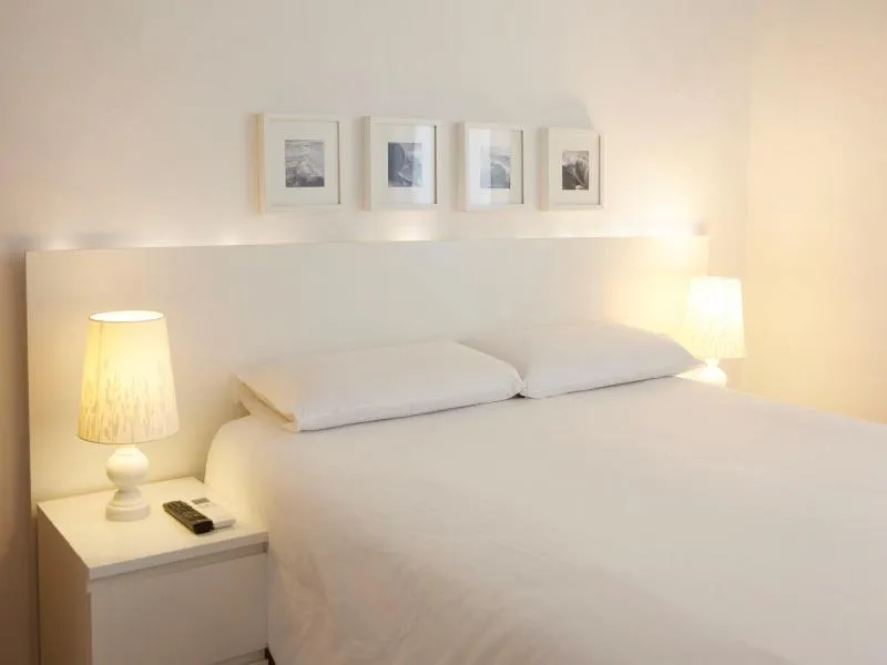 APARTMENT CAPACITY 6 Room, Bacardi Central Suites, Barcelona