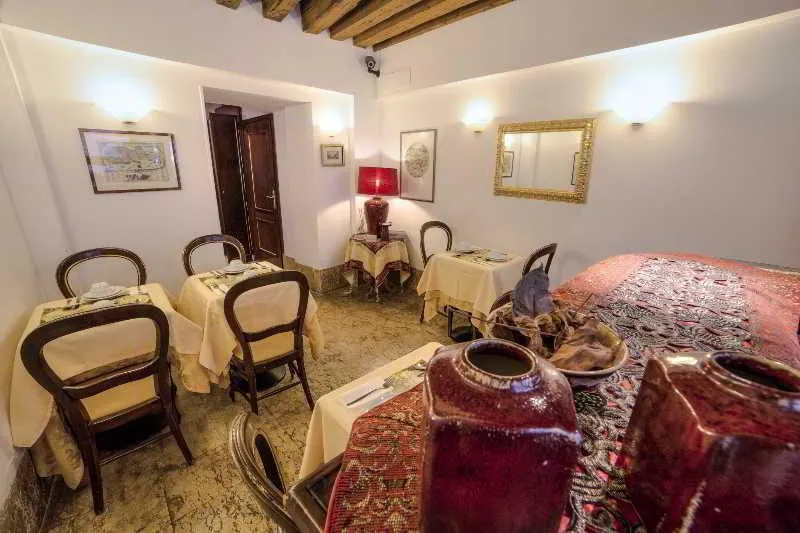 Restaurant, Lanterna Di Marco Polo, Venice