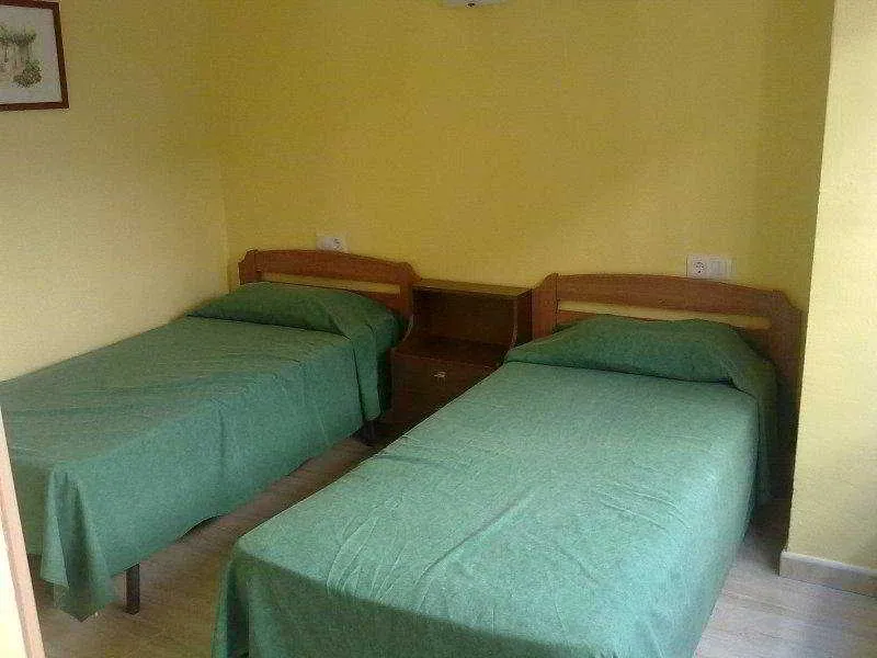 Room, Esli, Costa Brava