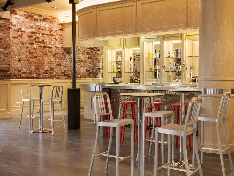 Bar, Marriott Hotel Madrid Auditorium, Madrid