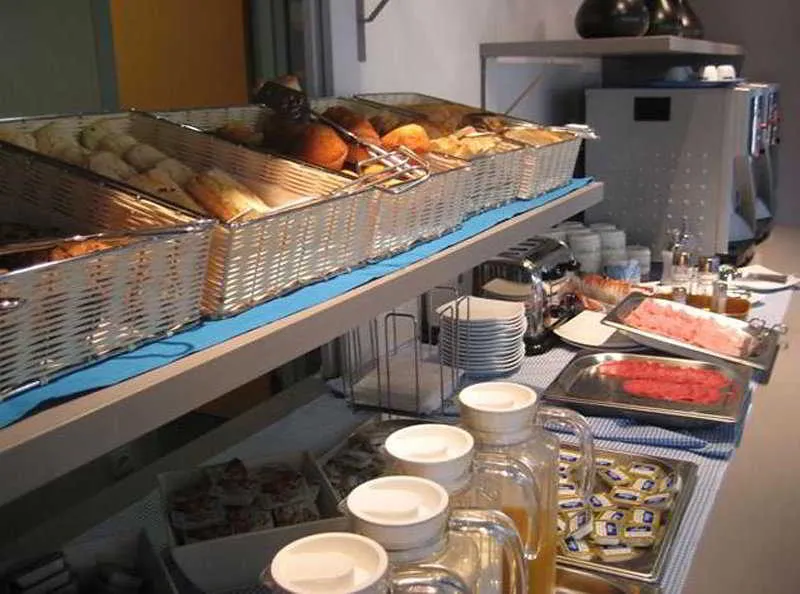 Restaurant, B&B HOTEL Figueres, Costa Brava