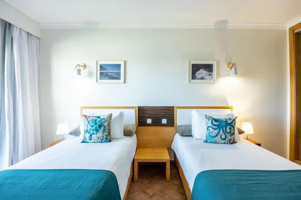 APARTMENT POOL VIEW Room, Pontalaia, Algarve