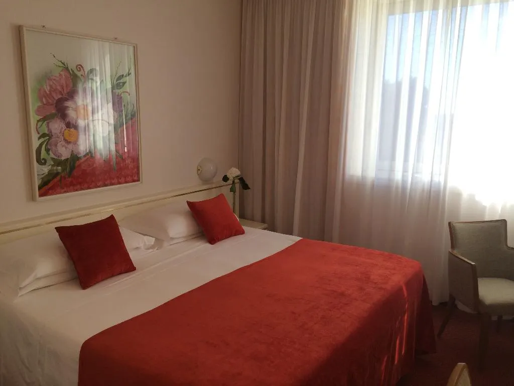 DOUBLE CLASSIC Room, Starhotels Cristallo Palace, Milan
