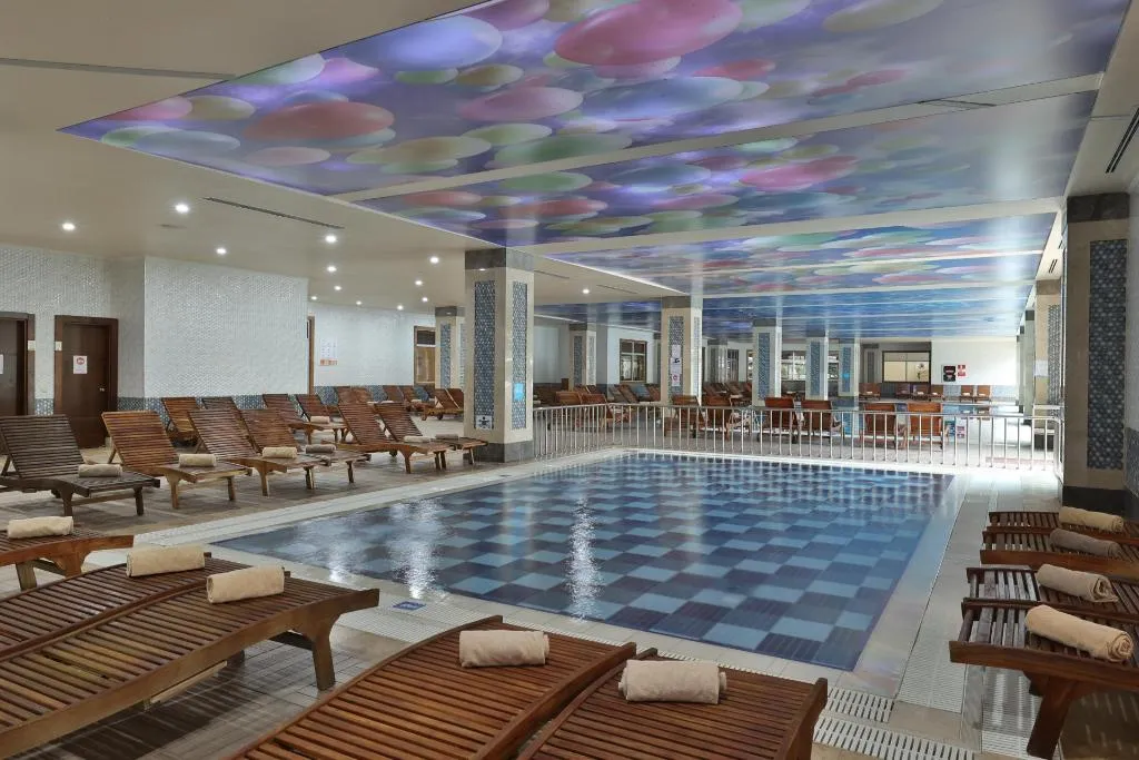 Pool, Crystal Sunset Pearl Collection, Antalya