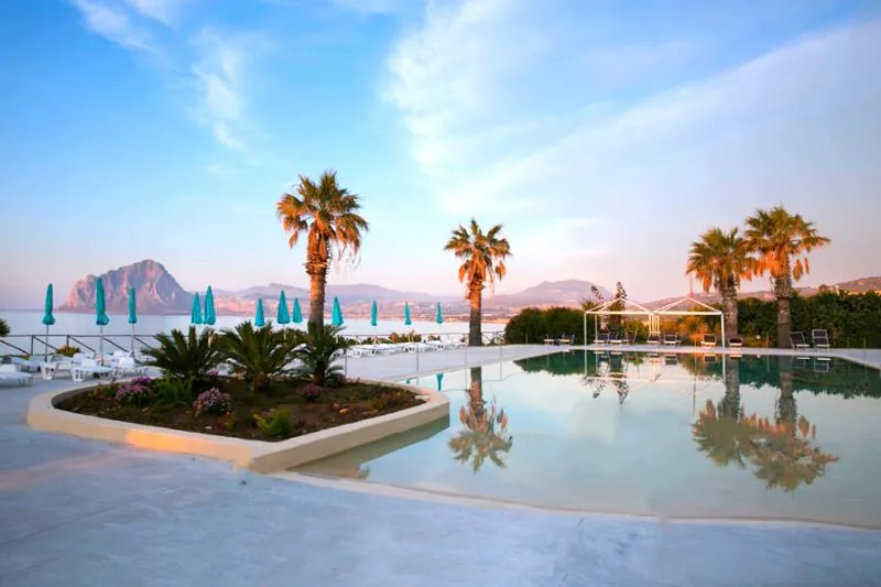 Pool, La Tonnara di Bonagia, Trapani