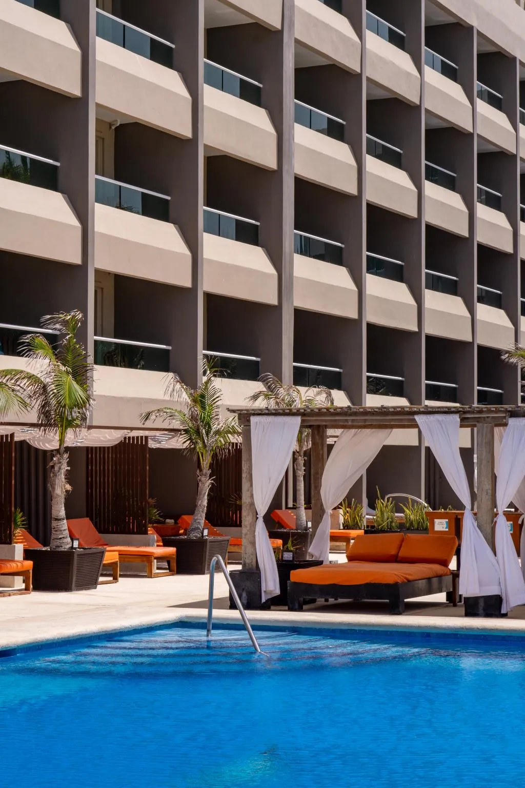 SINGLE DELUXE POOL VIEW Room, Flamingo Cancun All Inclusive, Cancun Area
