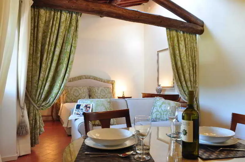 Room, Florence View Apartments, Florence