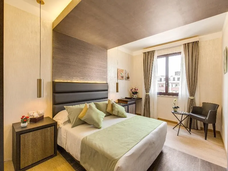 Room, WarmtHotel, Rome