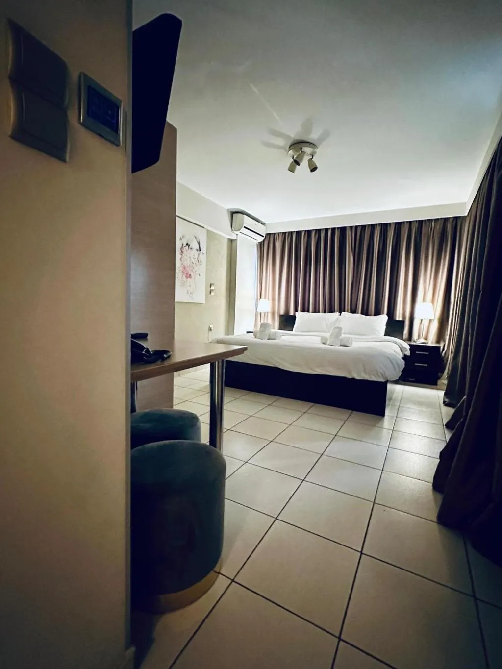 APARTMENT TWO BEDROOMS Room, Mc Queen, Athens