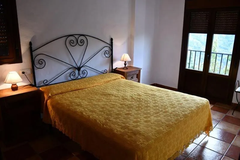 APARTMENT CAPACITY 4 ONE BEDROOM Room, Apartamentos Rurales Mirador de Jubrique, Costa Del Sol