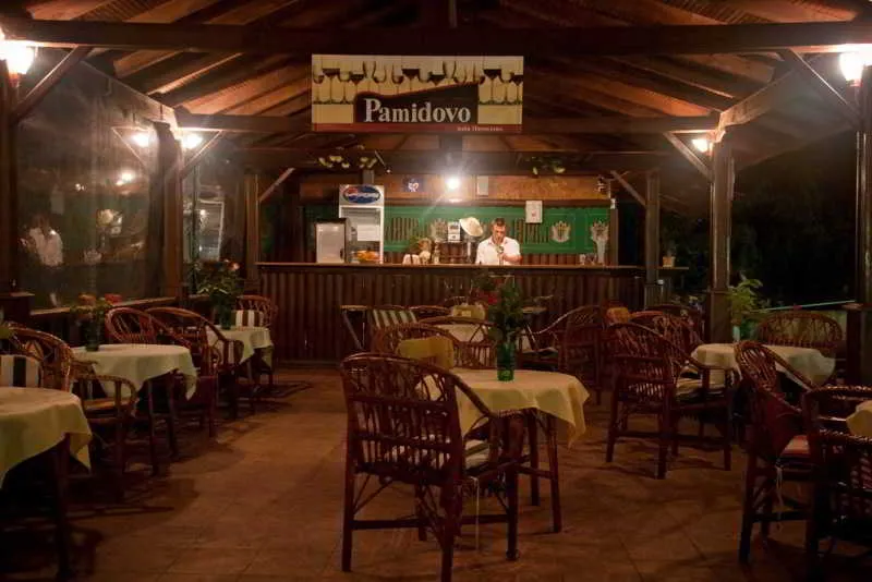 Bar, Sunny Varshava, Varna