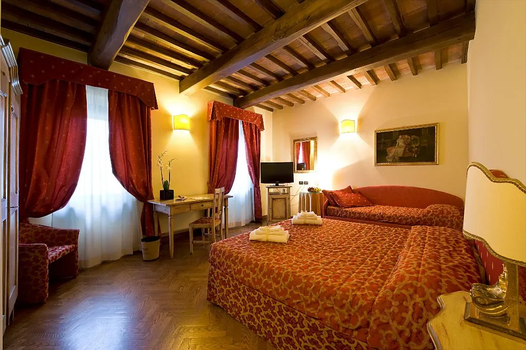 Double or Twin CLASSIC Room, Relais dell Olmo, Perugia