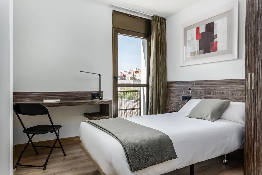 DOUBLE SINGLE USE STANDARD Room, HC Mollet Barcelona, Barcelona
