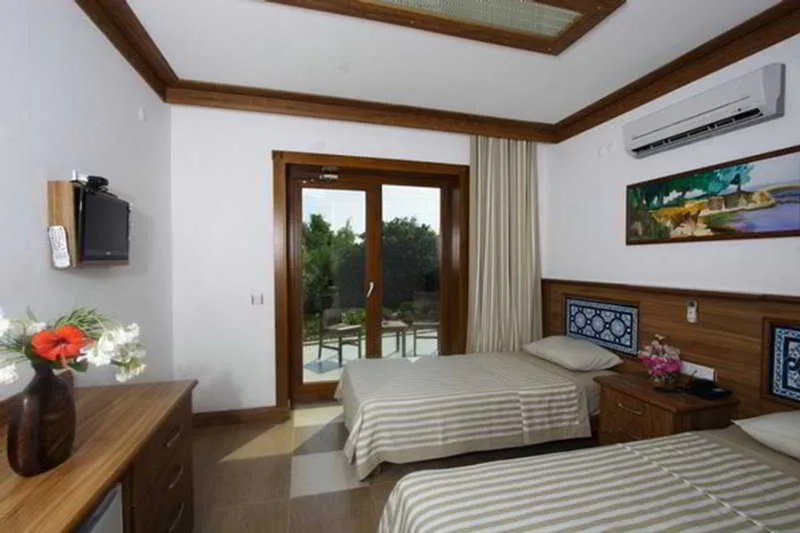 Room, Azmakhan, Dalaman