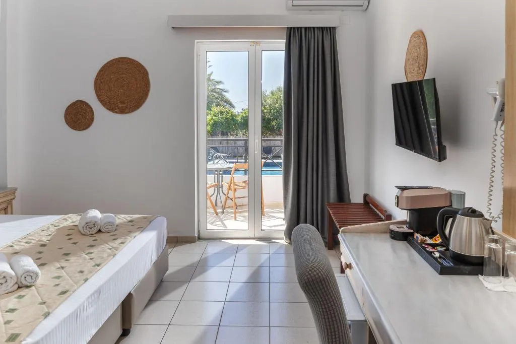 DOUBLE GARDEN VIEW Room, Naiades hotel, Crete