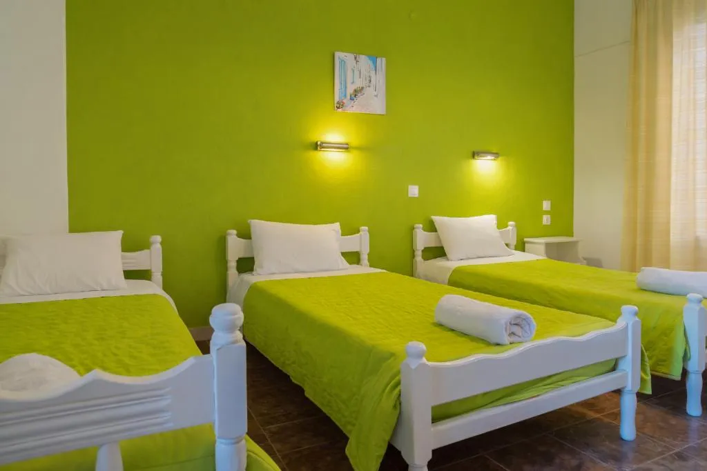 TRIPLE BASIC Room, Ionian Breeze Apartments, Corfu