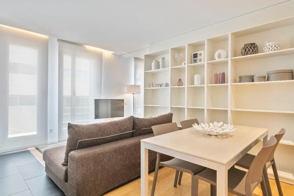 APARTMENT BUSINESS Room, Lugaris Beach Apartments, Barcelona
