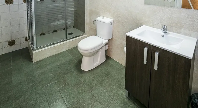 QUADRUPLE STANDARD Room, Hostal Balmes Centro, Barcelona