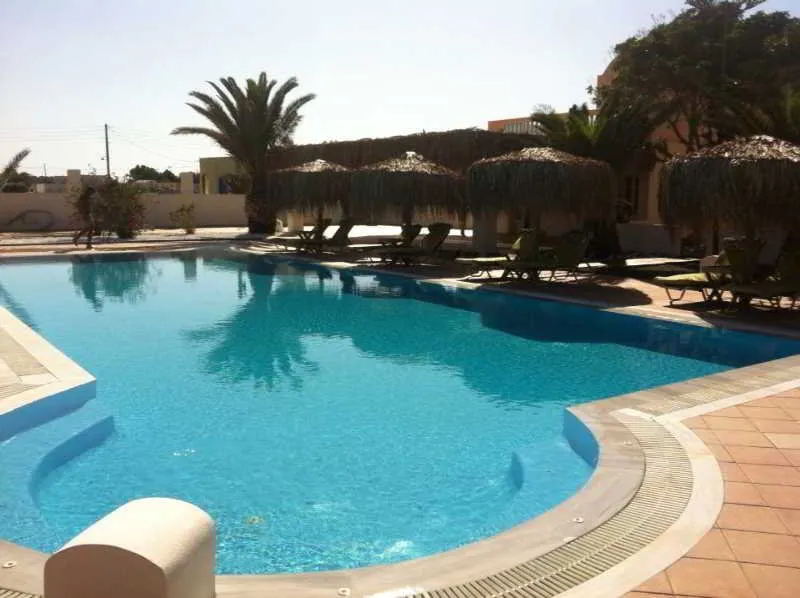 Pool, Jojo Beach Hotel & Bar, Santorini