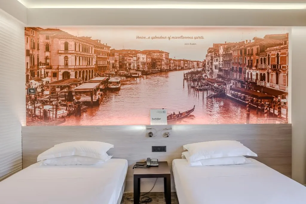 Room, Hotiday Venezia Marco Polo, Venice