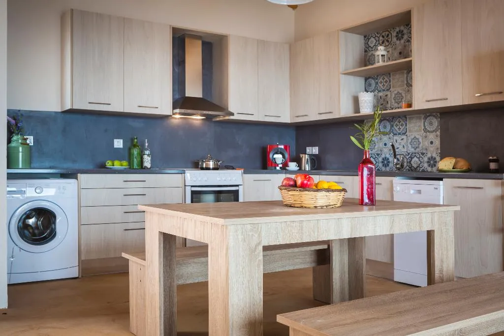 VILLA TWO BEDROOMS WITH PRIVATE POOL Room, Magganos Sunset Villas, Kefallinia