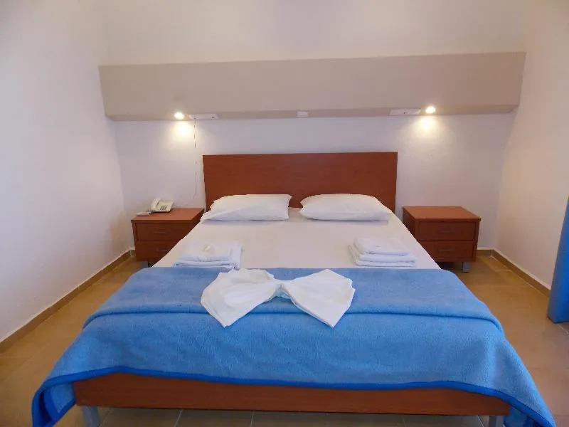 Room, Mari Beach, Crete
