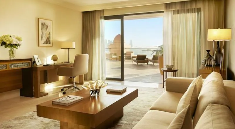 FAMILY ROOM GRAND Room, Fairmont The Palm, Dubai